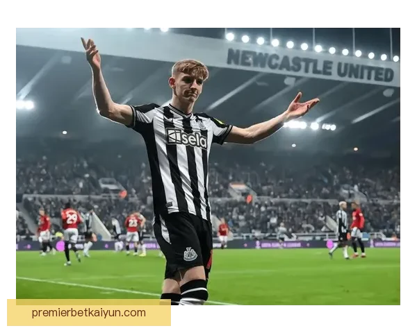 英超刘易斯·哈利状态持续回暖，备受关注的年轻球员